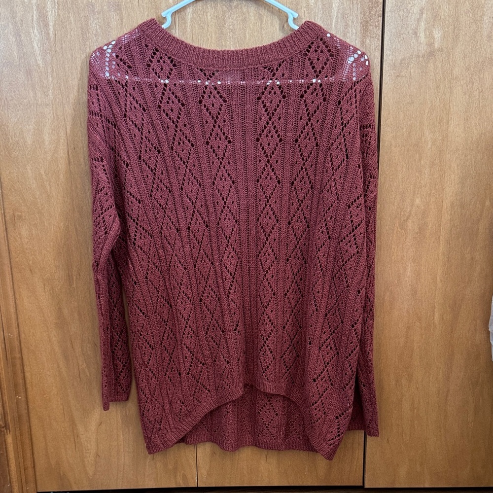LA MIEL Textured Knit Sweater - Deep Red